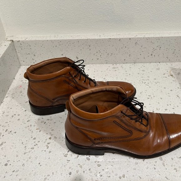 Johnson & Murphy Signature Series Brown Ankle Boots - Picture 2 of 6